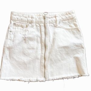 We The Free Women’s Zip Up Distressed Jean Skirt